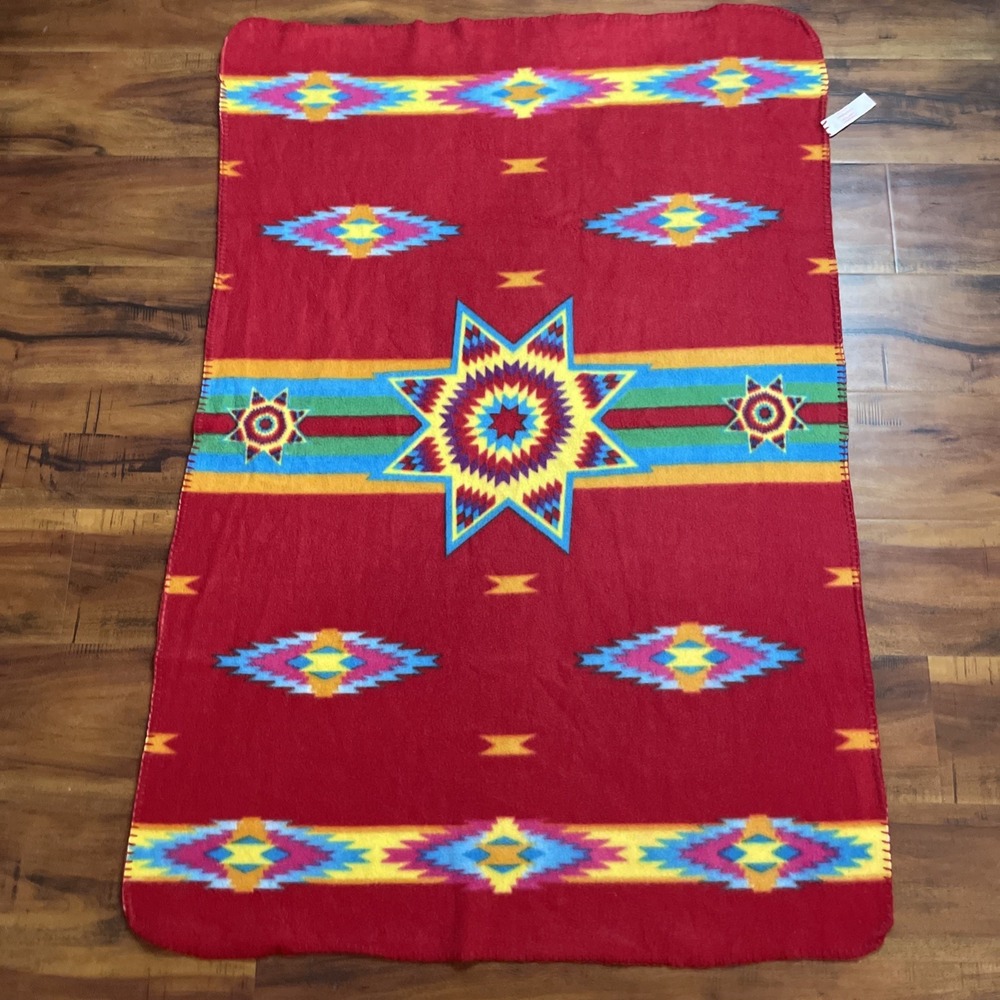 St‎ Labre Indian School Throw Blanket 32x48 Fleece Southwest Aztec Native Tribal